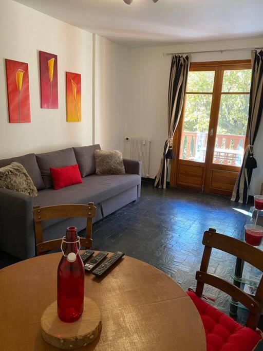 Charmant Appartement Renove Au Coeur Du Village Saint-Martin-Vésubie Exterior foto